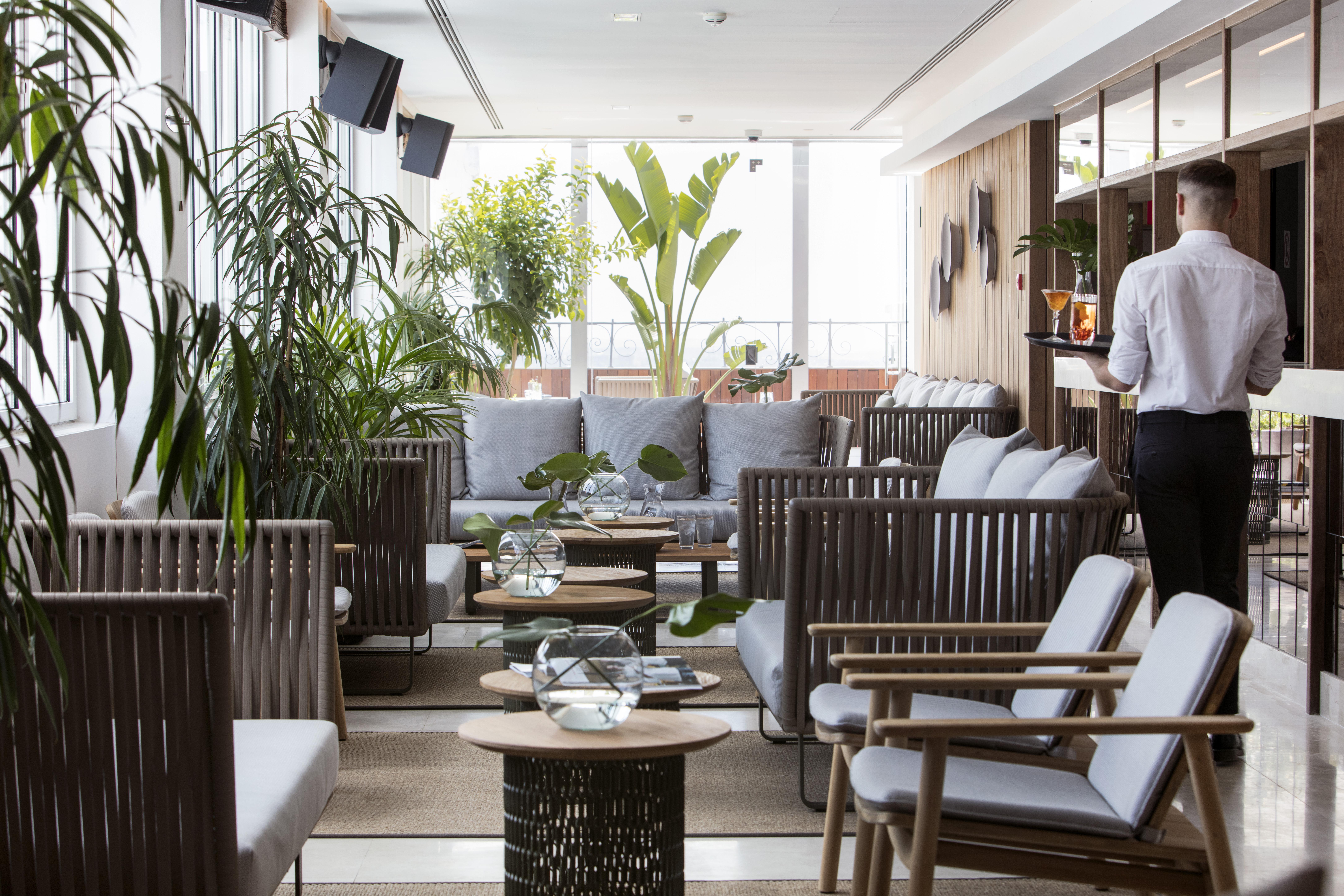 Me Madrid Reina Victoria By Melia, Madrid
